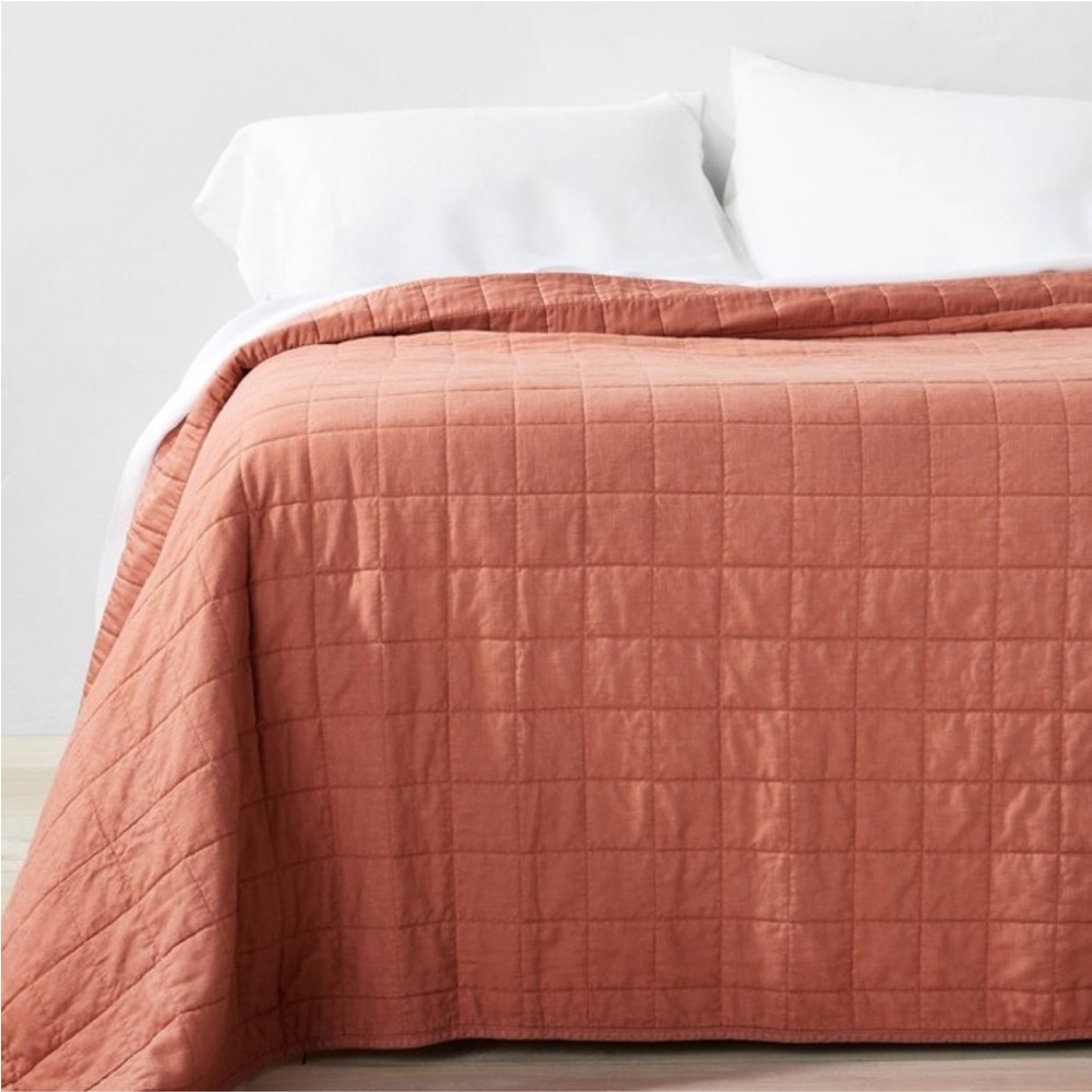 NWT Full/Queen Heavyweight Linen Blend Quilt Terracotta - Casaluna
